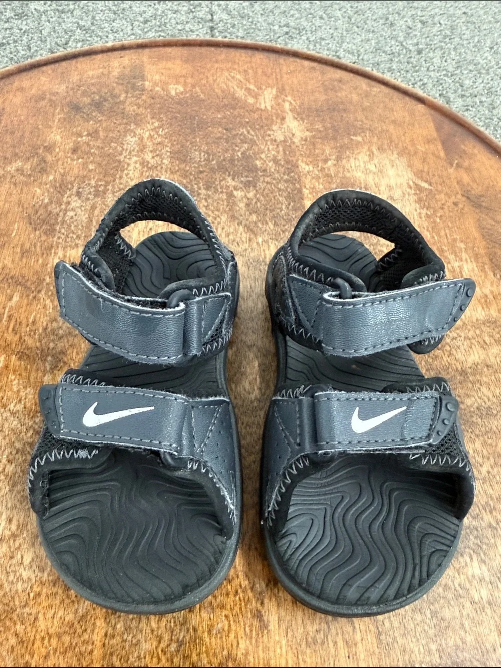 Nike Sandals Todder 5 Black Faux Leather Adjustable Strappy Athletic Swoosh